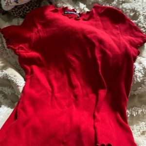 Brandy Melville lettuce hem tee